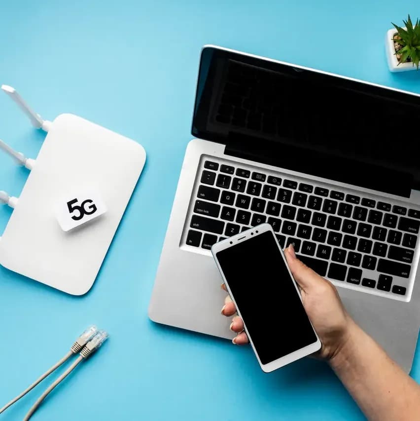 Apa Perbedaan 4G dan 5G? Mana yang Lebih Cepat & Stabil?