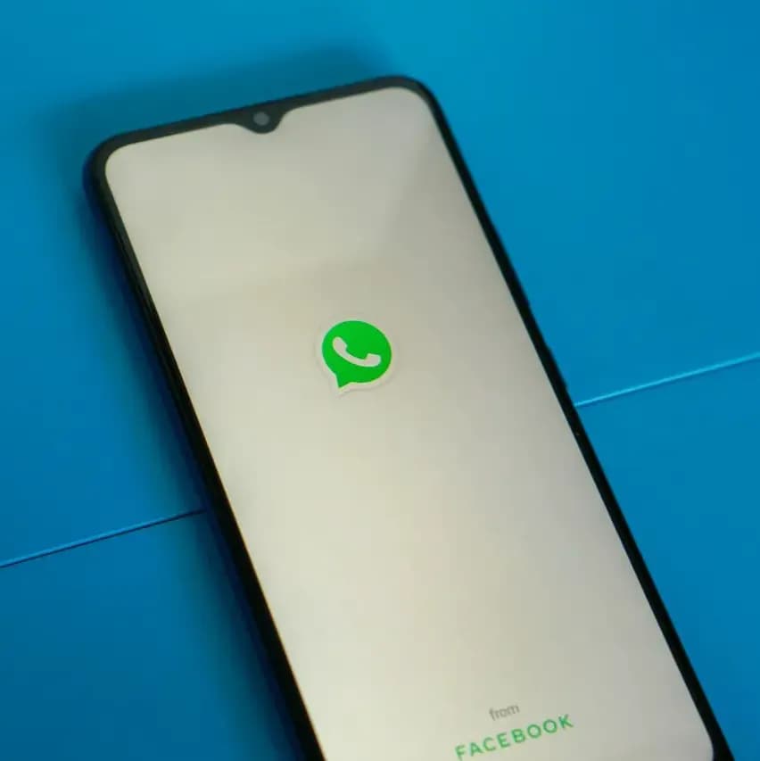 7 Cara Mengatasi WA Error agar Normal Kembali