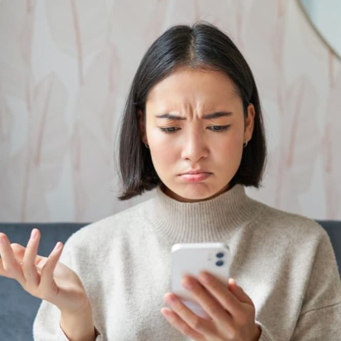 AXIS Penyebab dan Cara Mengatasi eSIM Tidak Ada Layanan image gambar