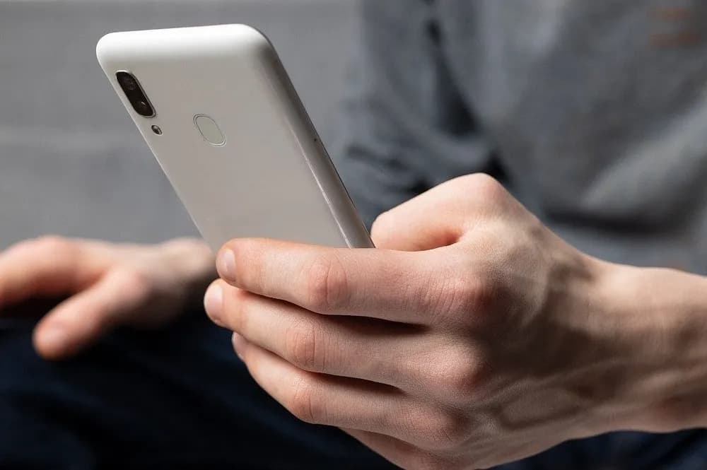 Bebas Internetan 24 Jam Sepuasnya Akses Apa Saja dengan BRONET AXIS