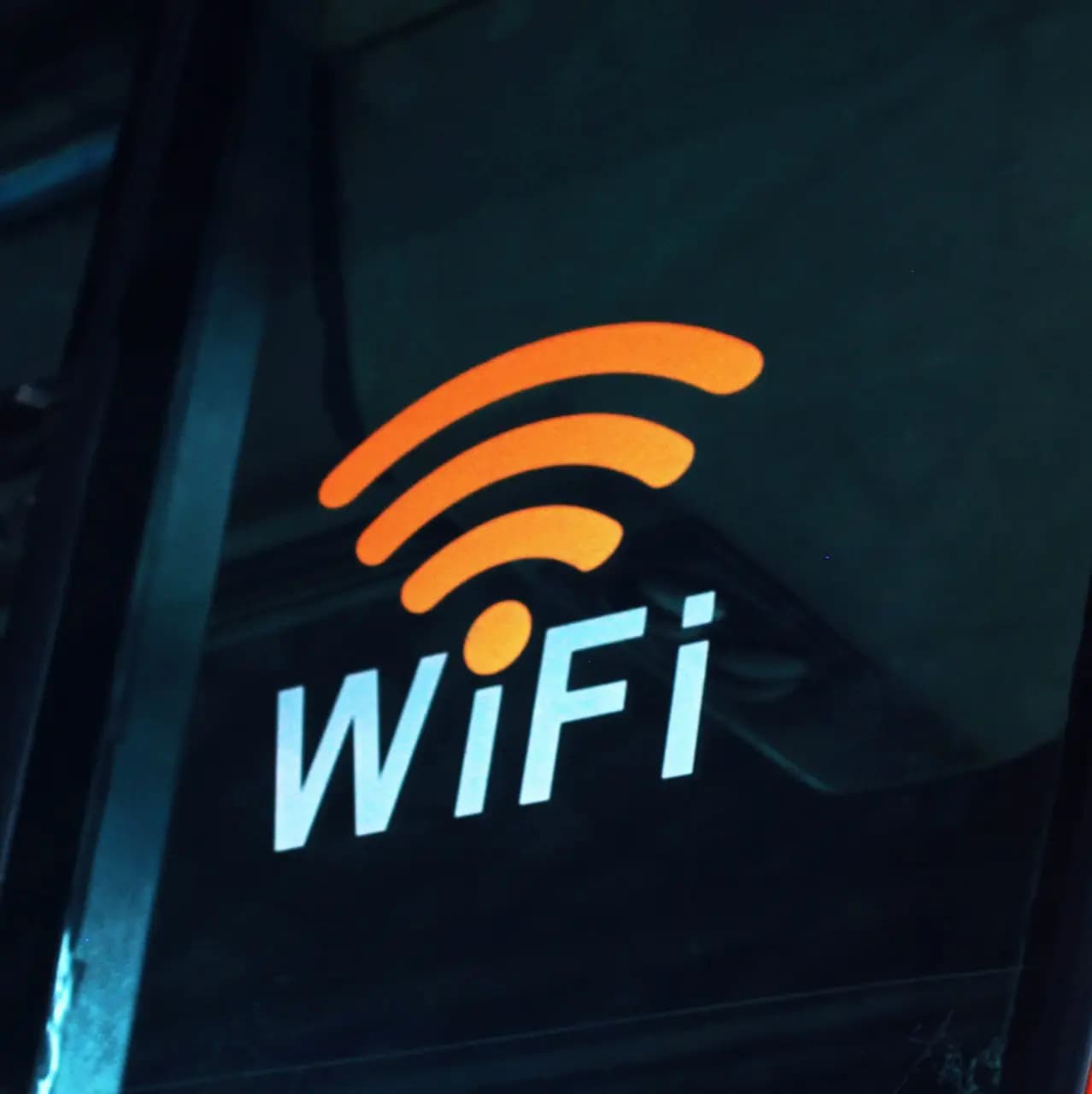 AXIS 100+ Nama Password WiFi yang Sulit Dibobol dan Susah Ditebak image gambar