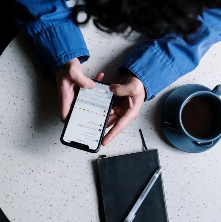 AXIS Chat DM Terhapus? Ini Cara Mengembalikannya di Instagram! image gambar