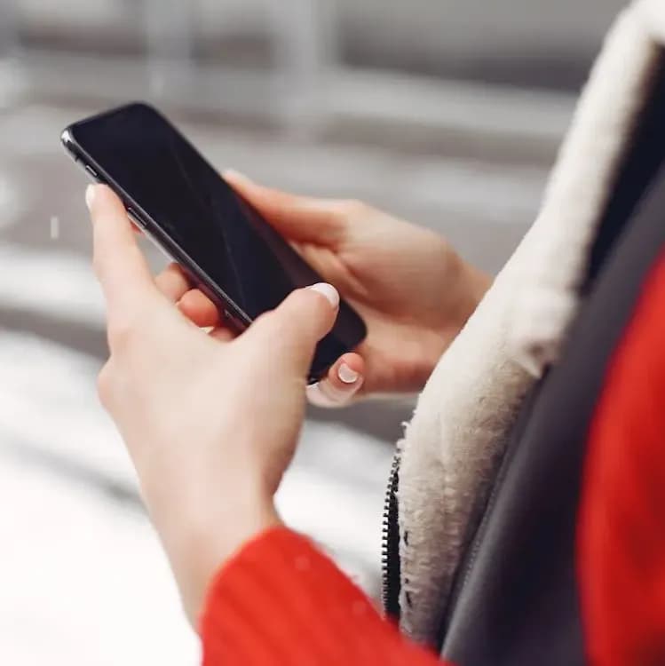 AXIS Cara Mengatasi Layar HP Goyang dan Bergaris, Cepat & Mudah! image gambar