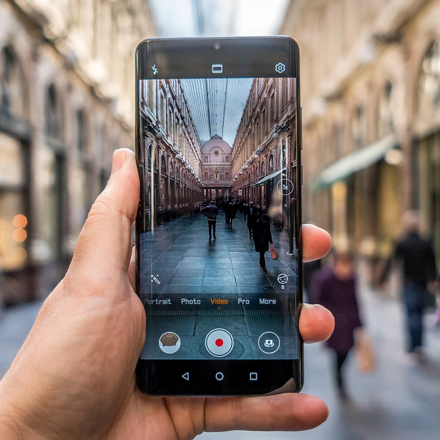 AXIS 7 Rekomendasi Kamera HP Yang Bagus Untuk Foto dan Video image gambar
