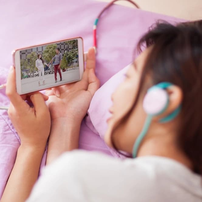 AXIS Paket AXIS Ini Buat Aktivitas Nonton Drakor Makin Seru image gambar