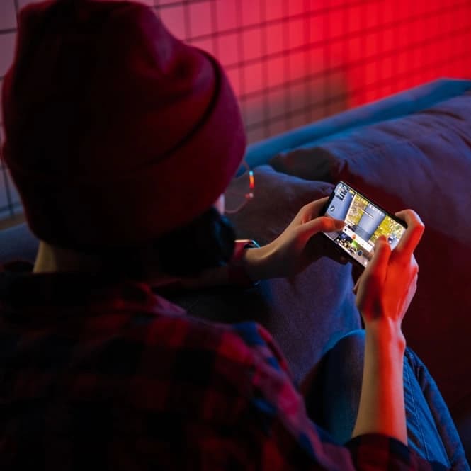 Jadi Game Master dengan Beli UC PUBG di AXISNET