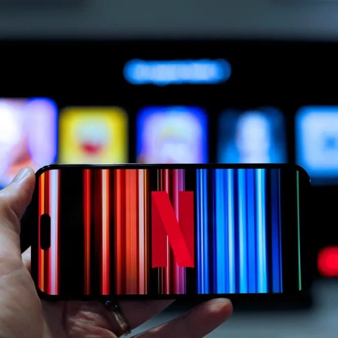 Deretan Film Netflix Terbaru dengan Kisah Menegangkan