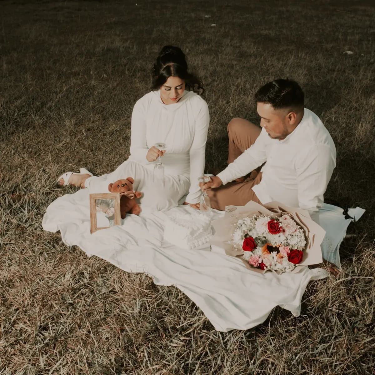 27 Rekomendasi Lagu Anniversary Pernikahan, Romantis!