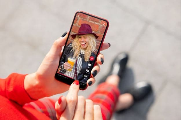 AXIS Ketahui 8 Trend TikTok Terbaru yang Wajib Banget Untuk Kamu Coba image gambar