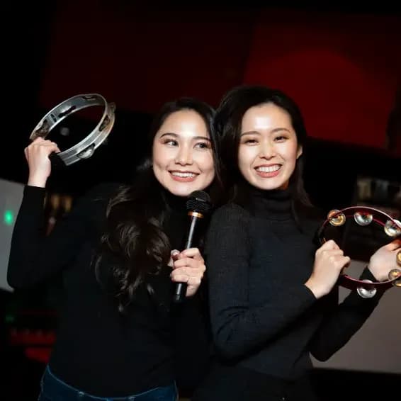 AXIS 8 Lagu yang Cocok Diputar di Malam Tahun Baru, Meriah! image gambar