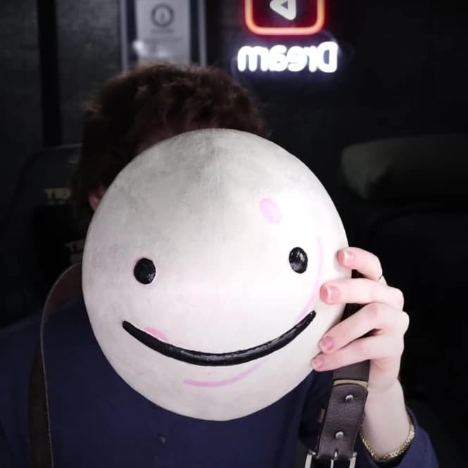 AXIS YouTuber Dream Ungkap Identitas Setelah Bertahun-tahun, Ini Alasannya image gambar