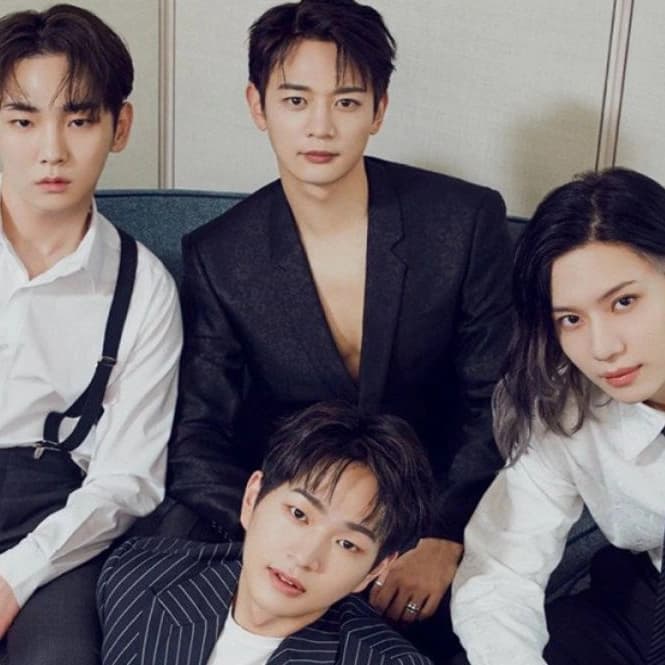 AXIS Boyband Korea yang Tidak Operasi Plastik, Ada Nggak Sih? image gambar