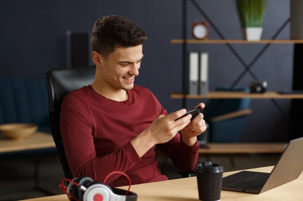 Makin Praktis, Kamu Bisa Beli Paket AXIS Tanpa Pulsa