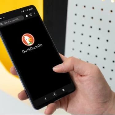 AXIS DuckDuckGo Browser Aman yang Mengutamakan Privasi Pengguna image gambar