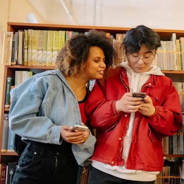 7 Cara Mengatur Waktu Main HP agar Tidak Kebablasan