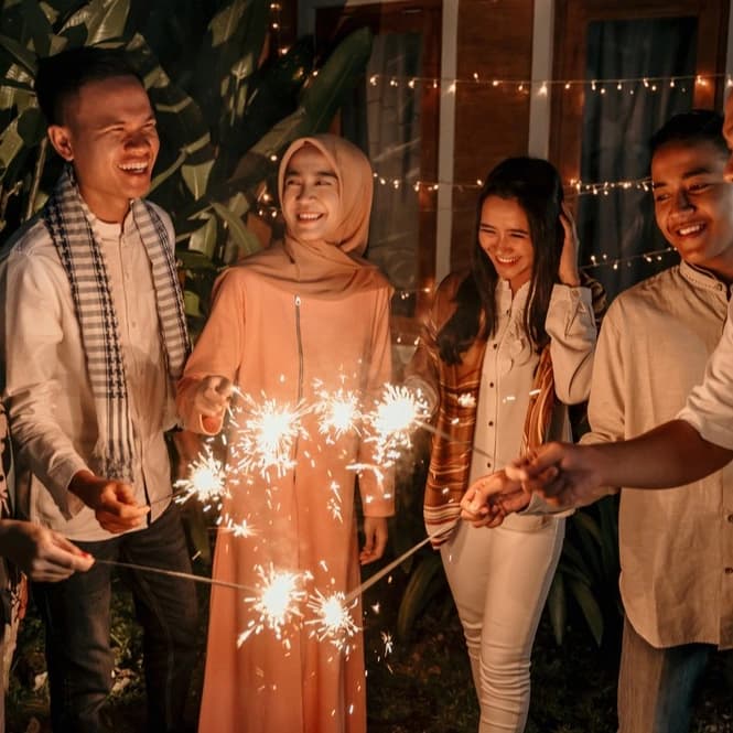 AXIS Libur Lebaran 2022, Catat Biar Bisa Atur Waktu Bareng Keluarga image gambar