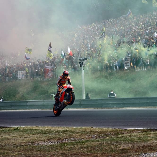 Cara Menjadi Pembalap MotoGP