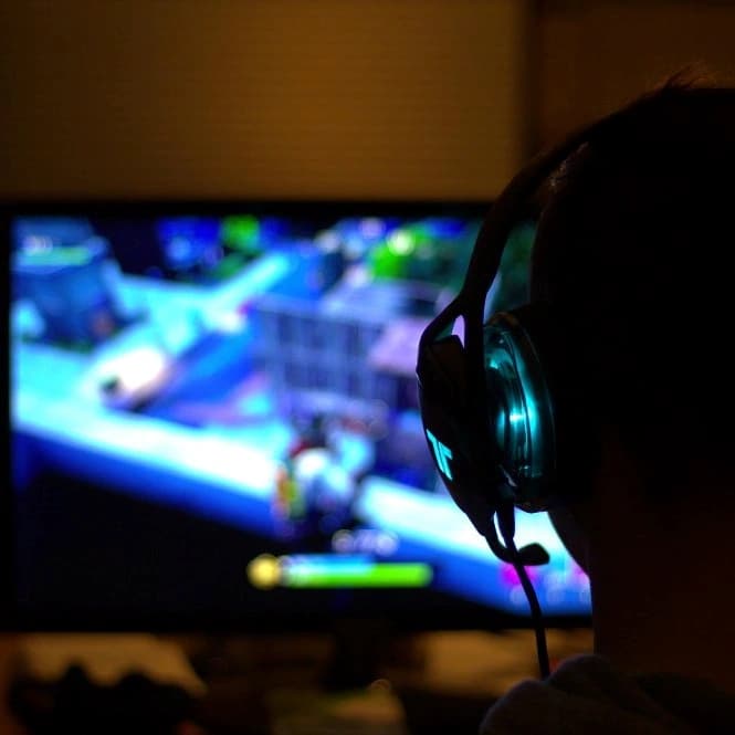 5 Hero Strength yang Paling Kuat di DOTA 2, Cari Tahu di Sini