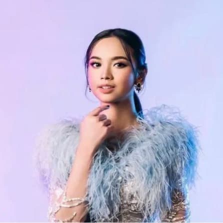 AXIS 10 Lagu Lyodra Yang Lagi Hits Di Tiktok image gambar