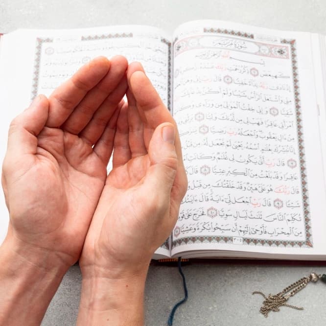 Ini 9 Daftar Amalan Bulan Ramadhan yang Tidak Boleh Terlewat!