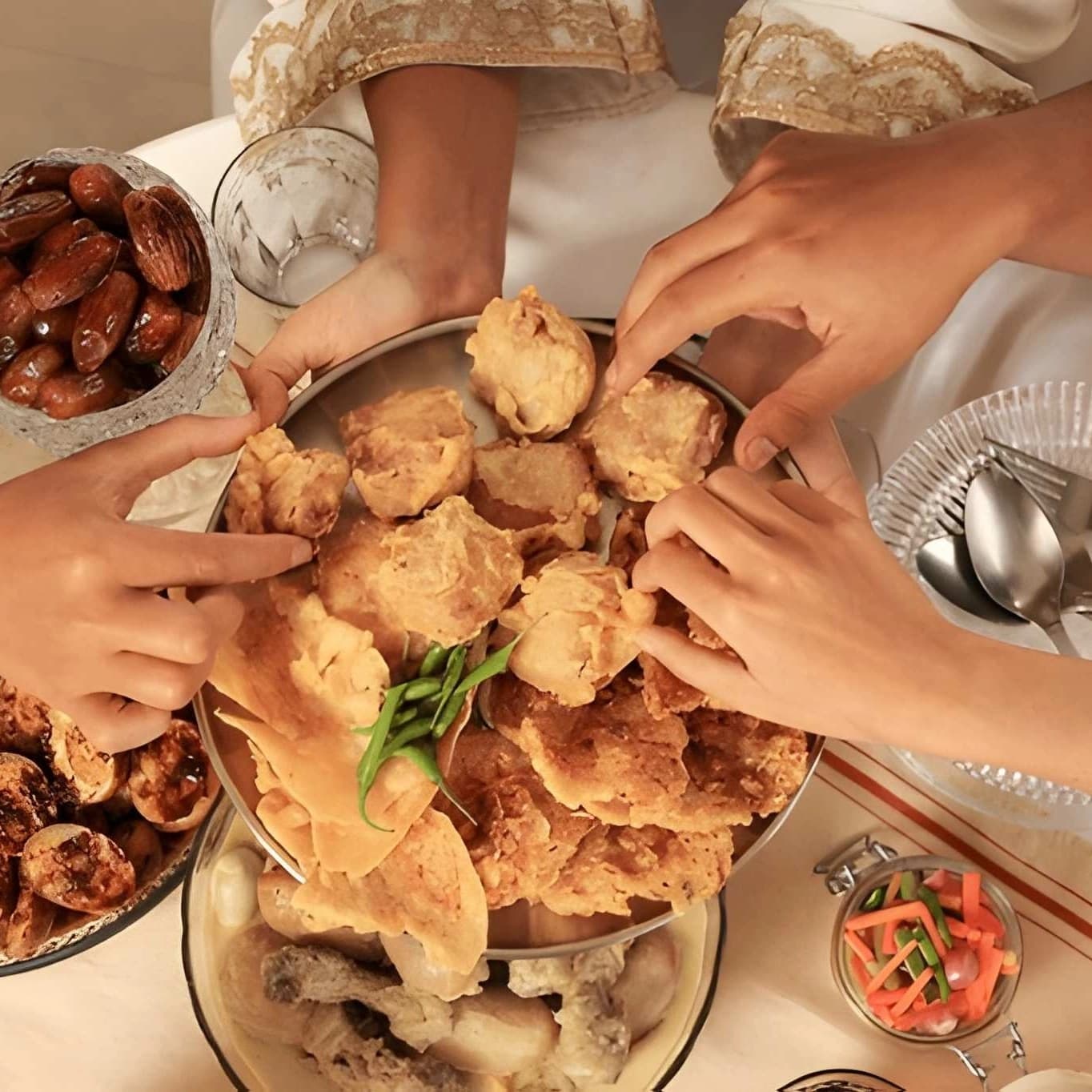 AXIS 12 Rekomendasi Takjil Buka Puasa, dari Unik dan Menarik! image gambar