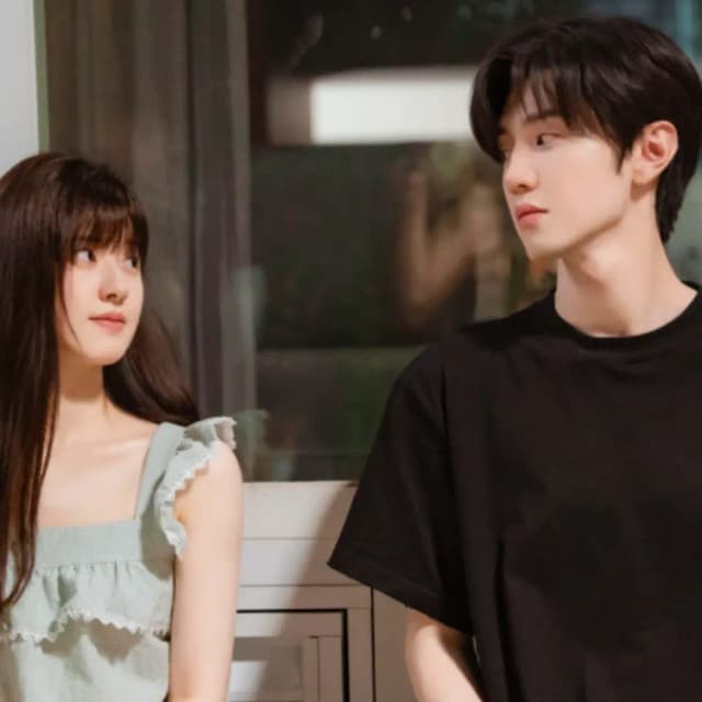 AXIS 10 Drama dan Acara TV Zhao Lusi, Fans Sejati Wajib Tau! image gambar