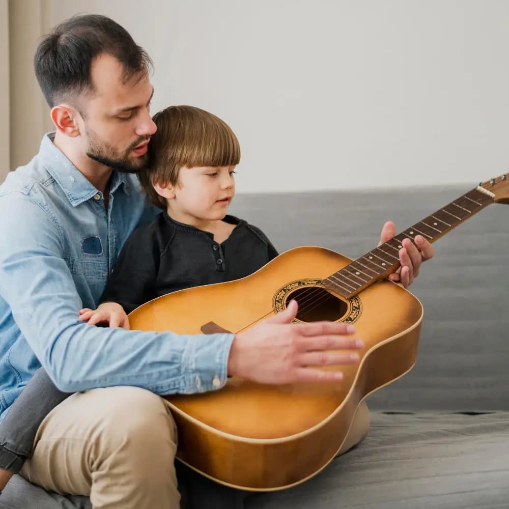 14 Lagu untuk Ayah yang Bikin Haru dan Penuh Makna