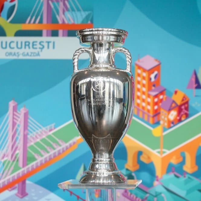 Serunya Paket Internet Hemat dari AXIS Buat Nonton Euro 2020