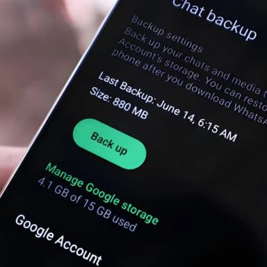 AXIS Cara Backup WhatsApp di HP Android dan iPhone image gambar