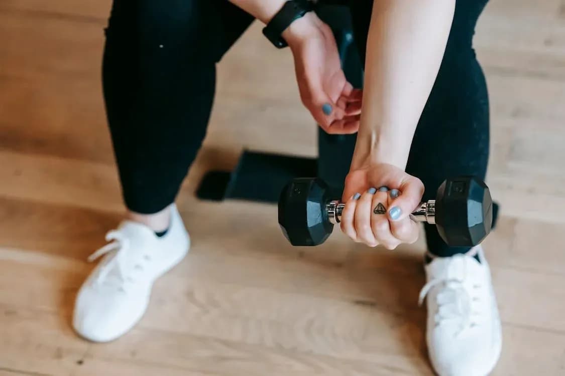 9 Gerakan Olahraga Mengecilkan Lengan, Bye-Bye Lemak!