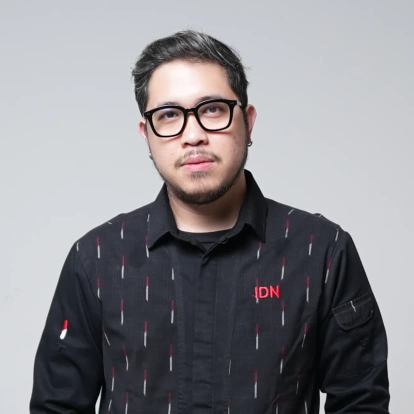 AXIS David Theo Oscar Kosakoy image gambar