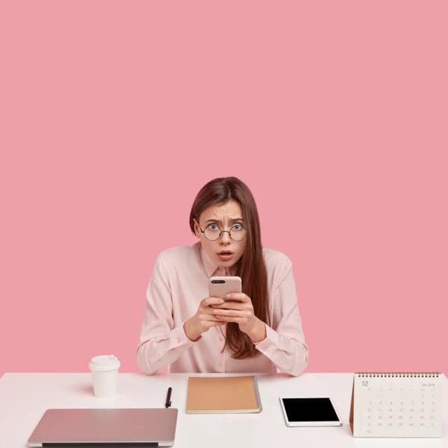 AXIS Kenapa WhatsApp Keluar Sendiri? Ini Penyebab & Solusinya image gambar