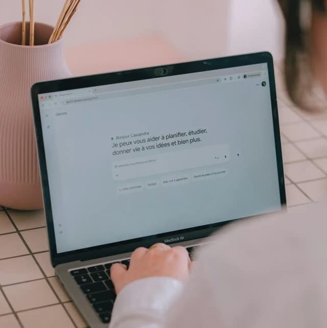 AXIS AI untuk Skripsi: Ini Tools dan Prompt yang Bisa Kamu Coba image gambar