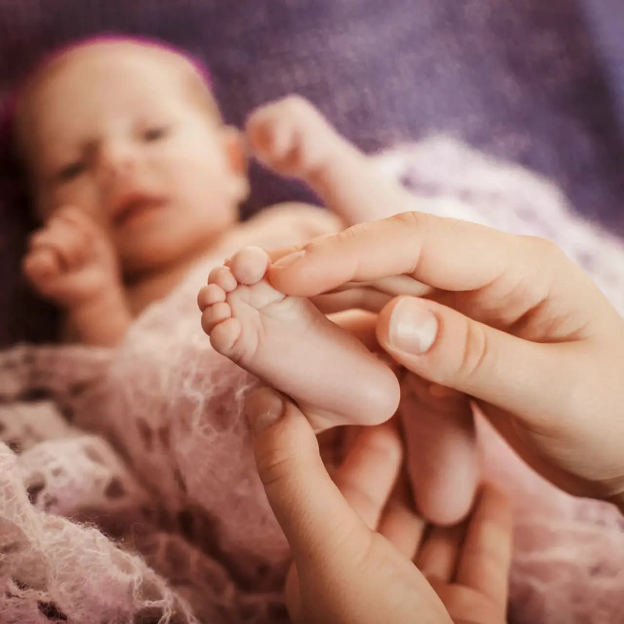 AXIS 35 Ucapan Kelahiran Bayi yang Penuh Doa dan Bermakna image gambar