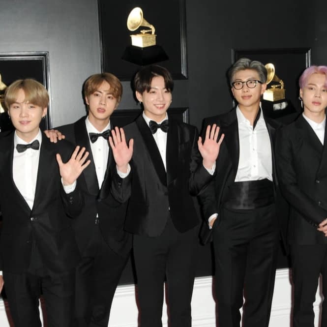 AXIS Siapa yang Paling Ganteng di BTS, Yuk Cari Tahu image gambar