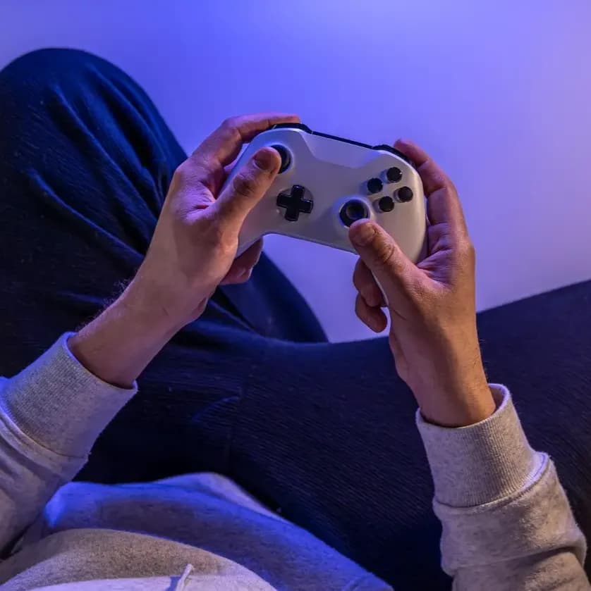AXIS 8 Konsol Handheld Gaming Terbaik 2025 untuk Semua Game image gambar