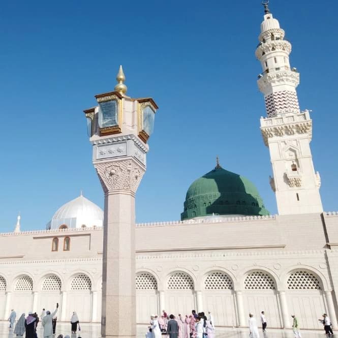 AXIS Apa Perbedaan Haji dan Umroh? Yuk Cari Tahu di Sini image gambar