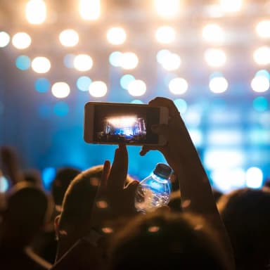 AXIS 8 Deretan Idol K-Pop dari Indonesia yang Curi Perhatian Fans image gambar