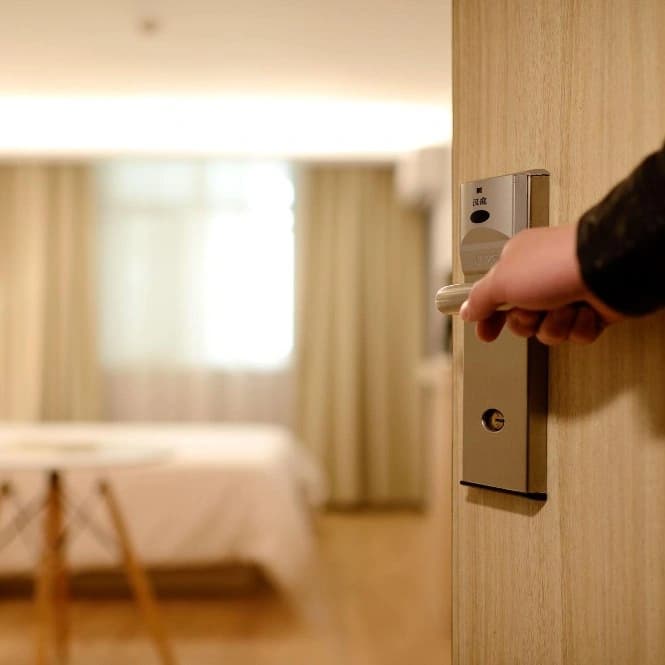 AXIS Tips Menginap di Hotel Biar Makin Nyaman image gambar